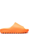 YEEZY SLIDES