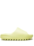 YEEZY SLIDES
