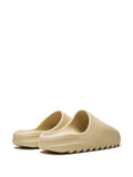 YEEZY SLIDES