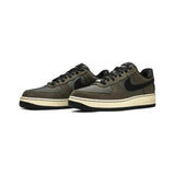 Undefeated x Nike Air Force 1 Low SP Ballistic Dunk vs. AF1