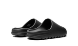 YEEZY SLIDES