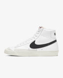 NIKE BLAZER