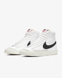 NIKE BLAZER