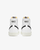 NIKE BLAZER